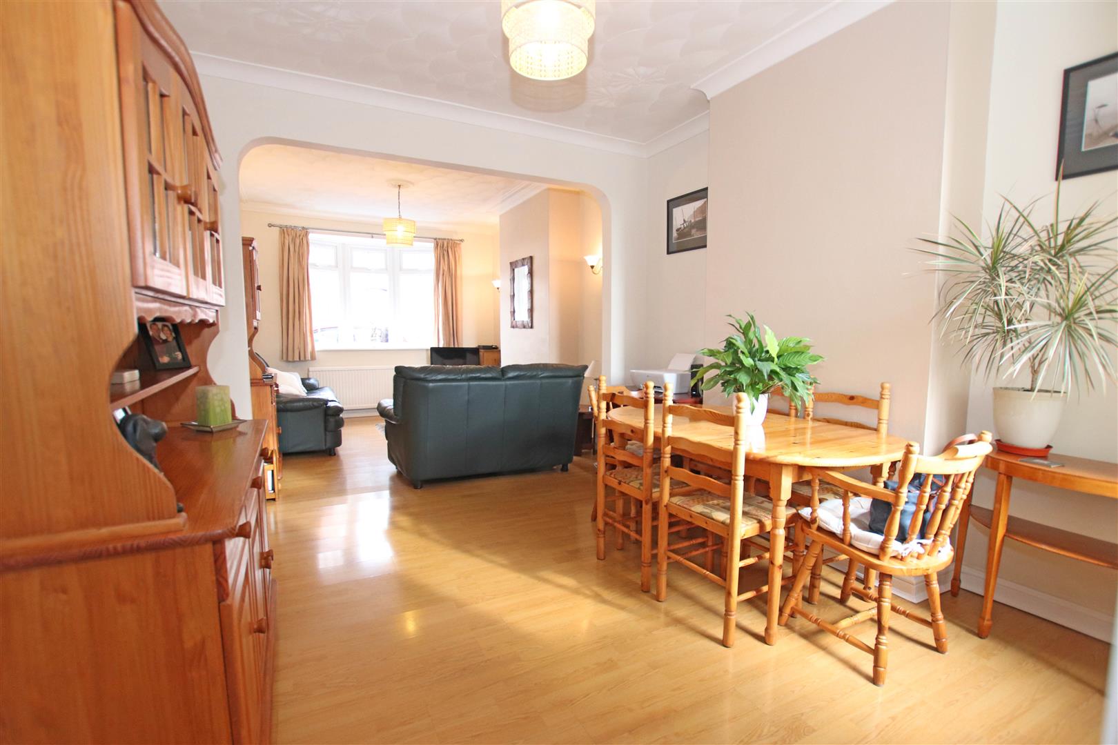THROUGH LOUNGE / DINING ROOM